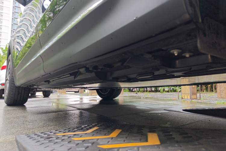 Used Mercedes-Benz EQB 2025 EQB 260 Left Side Sill