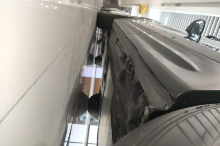 Used Mercedes-Benz EQB 2025 EQB 260 Left Side Sill