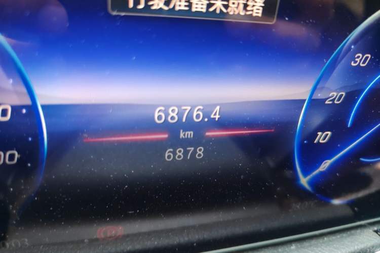 Used Mercedes-Benz EQB 2025 EQB 260 Odometer Close Up