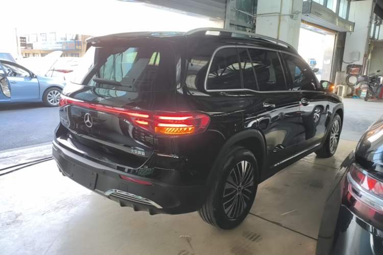 Used Mercedes-Benz EQB 2025 EQB 260 Rear Right 45 Deg