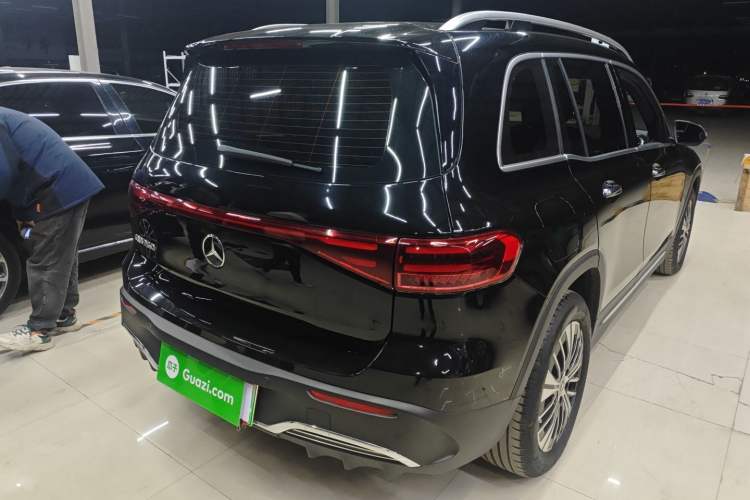 Used Mercedes-Benz EQB 2025 EQB 260 Rear Right 45 Deg