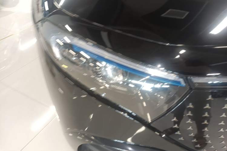 Used Mercedes-Benz EQB 2025 EQB 260 Right Front Headlight