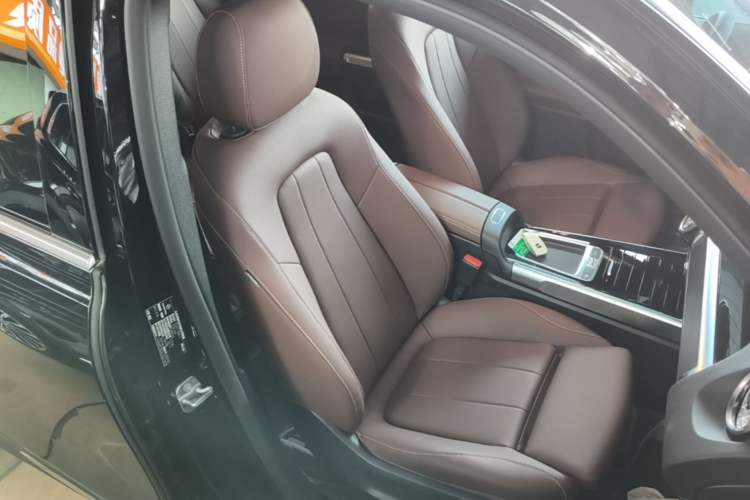 Used Mercedes-Benz EQB 2025 EQB 260 Right Front Seat