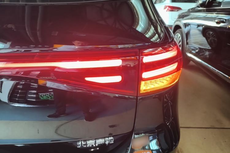 Used Mercedes-Benz EQB 2025 EQB 260 Right Rear Taillight
