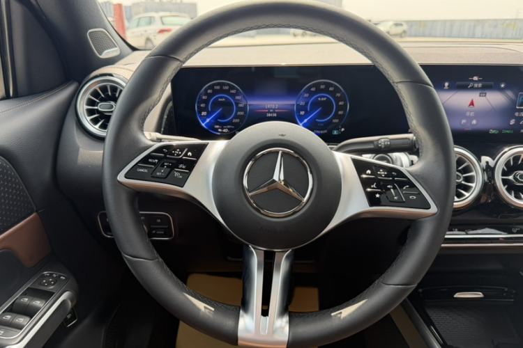 Used Mercedes-Benz EQB 2025 EQB 260 Steering Wheel