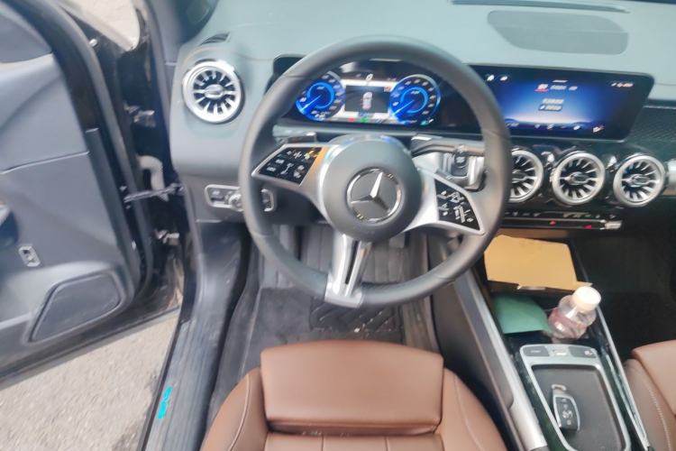 Used Mercedes-Benz EQB 2025 EQB 260 Steering Wheel