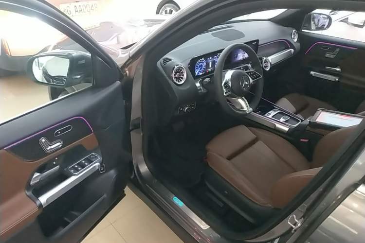 Used Mercedes-Benz EQB 2025 EQB 260 Driver Seat