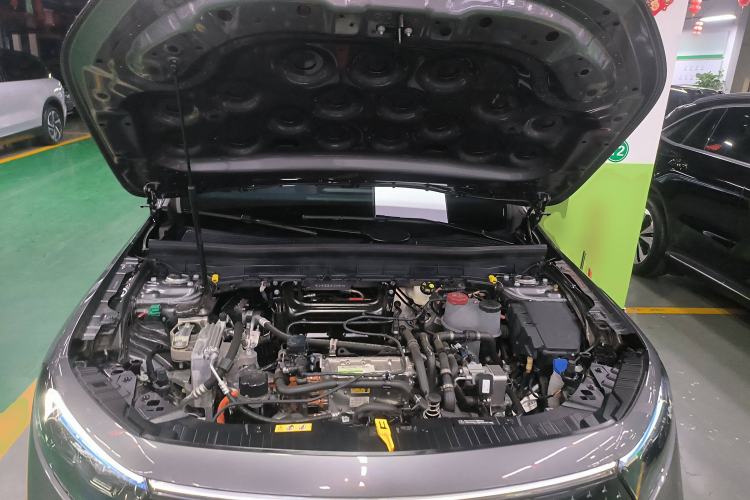 Used Mercedes-Benz EQB 2025 EQB 260 Engine Bay