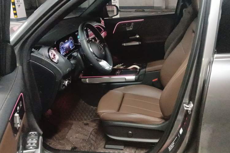 Used Mercedes-Benz EQB 2025 EQB 260 Left Front Seat