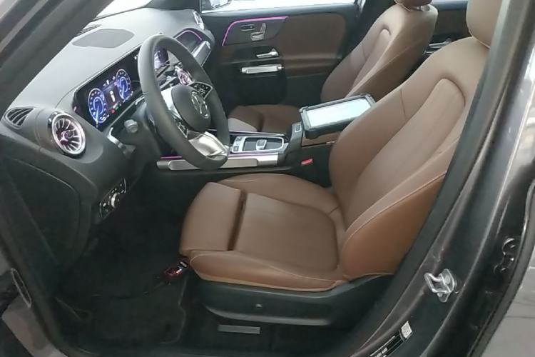 Used Mercedes-Benz EQB 2025 EQB 260 Left Front Seat