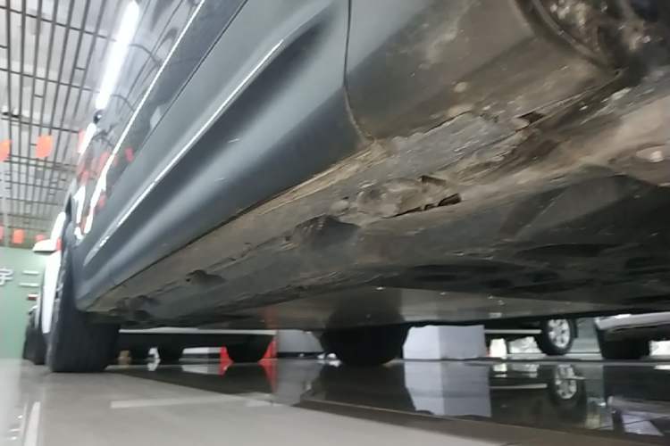Used Mercedes-Benz EQB 2025 EQB 260 Right Side Sill