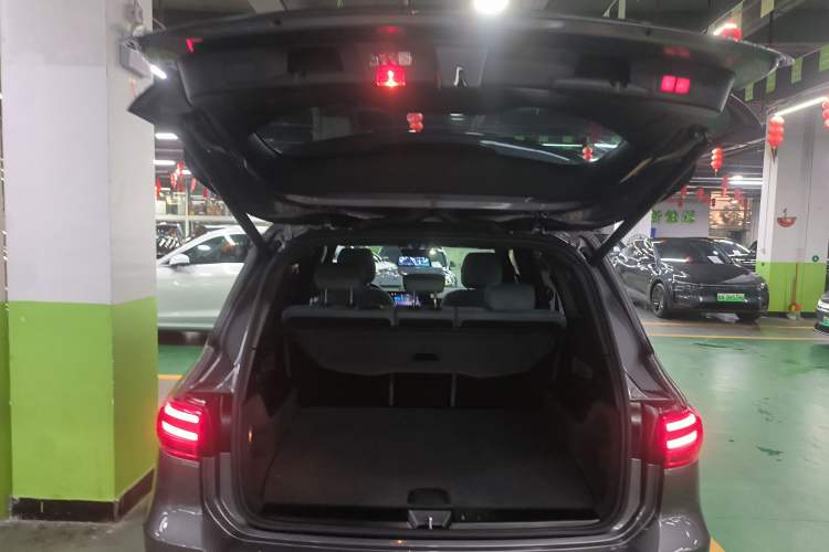 Used Mercedes-Benz EQB 2025 EQB 260 Trunk