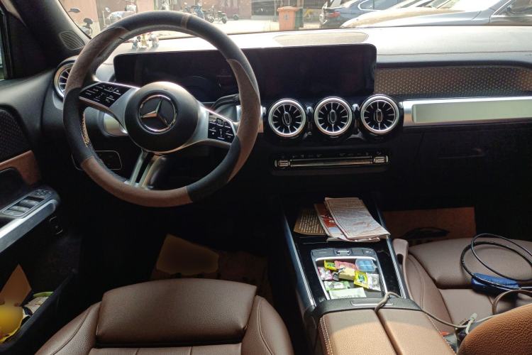 Used Mercedes-Benz EQB 2025 EQB 260 Center Console