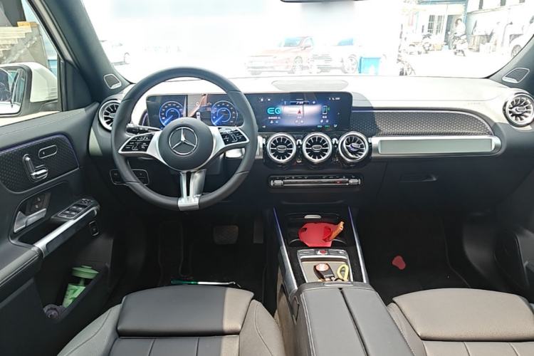 Used Mercedes-Benz EQB 2025 EQB 260 Center Console