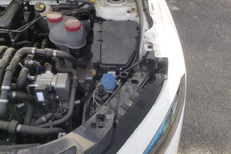 Used Mercedes-Benz EQB 2025 EQB 260 Engine Bay Left