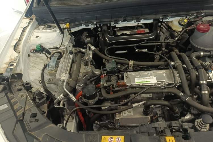Used Mercedes-Benz EQB 2025 EQB 260 Engine Bay Right