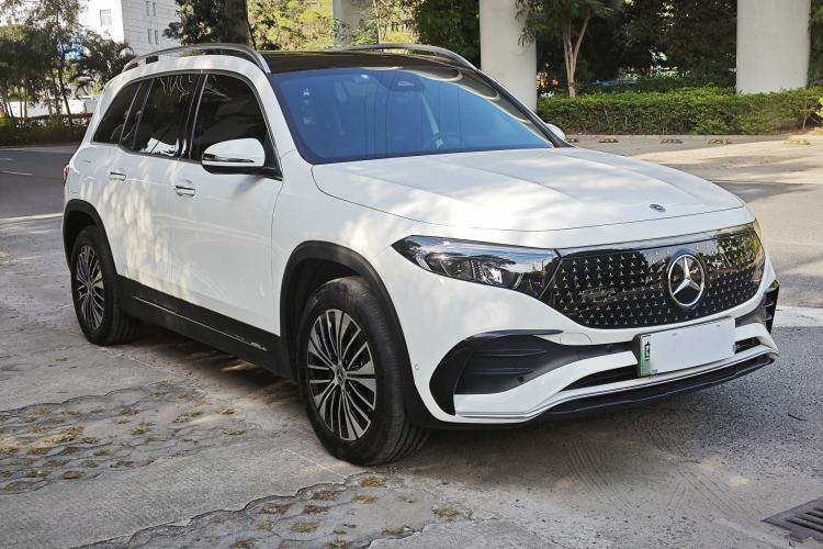 Used Mercedes-Benz EQB 2025 EQB 260 Exterior 4