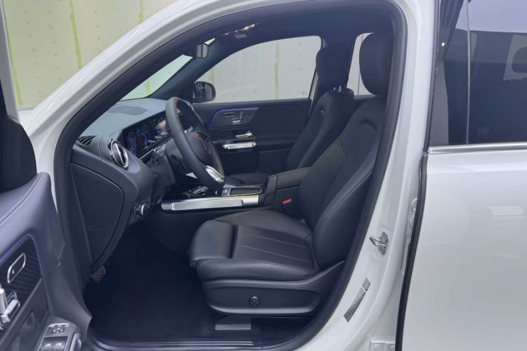 Used Mercedes-Benz EQB 2025 EQB 260 Interior 4