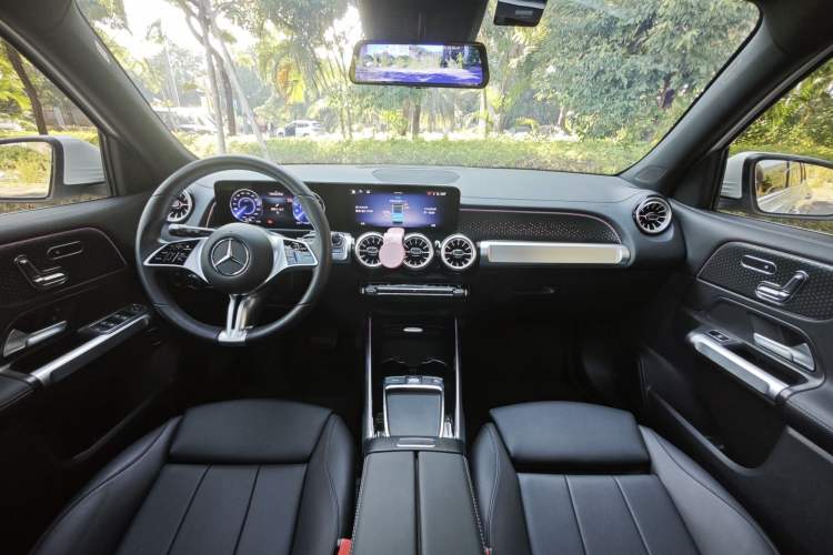 Used Mercedes-Benz EQB 2025 EQB 260 Interior 6