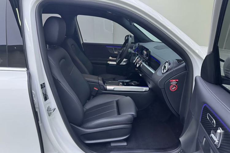 Used Mercedes-Benz EQB 2025 EQB 260 Interior 7