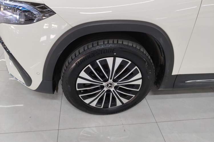 Used Mercedes-Benz EQB 2025 EQB 260 Left Front Wheel Hub