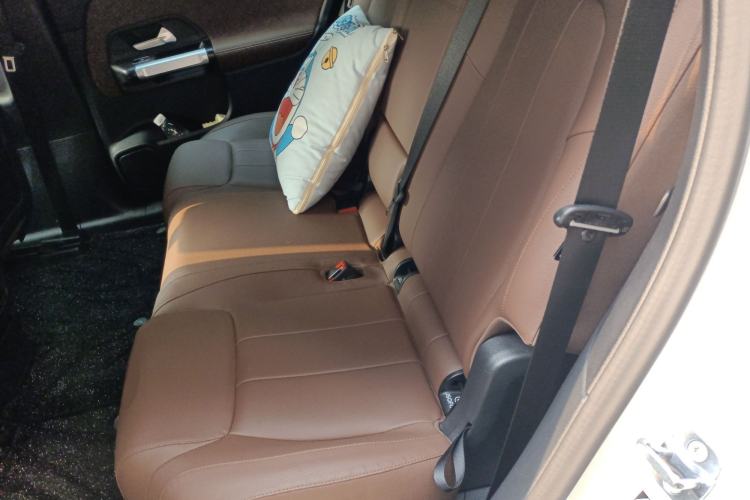 Used Mercedes-Benz EQB 2025 EQB 260 Left Rear Seat