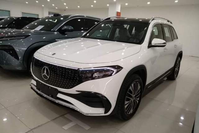 Mercedes-Benz EQB 2025 EQB 260 usado