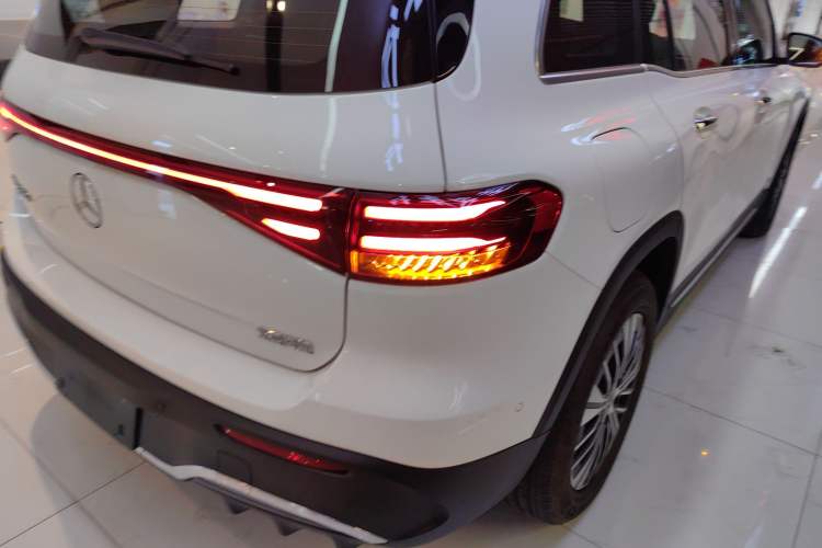 Used Mercedes-Benz EQB 2025 EQB 260 Right Rear Taillight