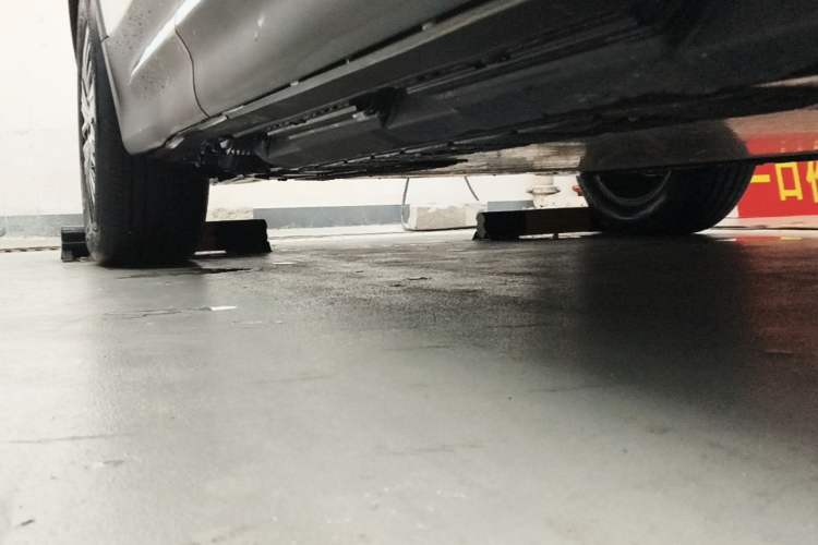 Used Mercedes-Benz EQB 2025 EQB 260 Right Side Sill