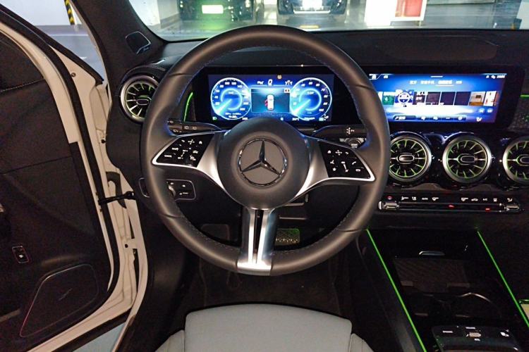 Used Mercedes-Benz EQB 2025 EQB 260 Steering Wheel