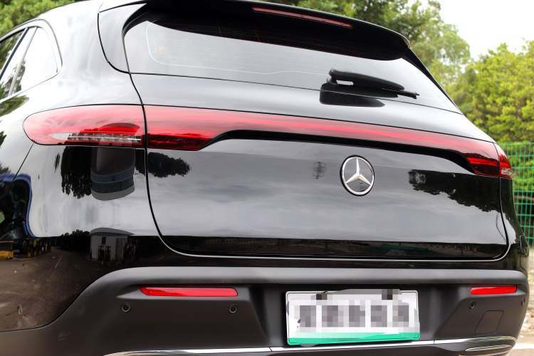 Used Mercedes-Benz EQC 2020 EQC 350 4MATIC Exterior 9