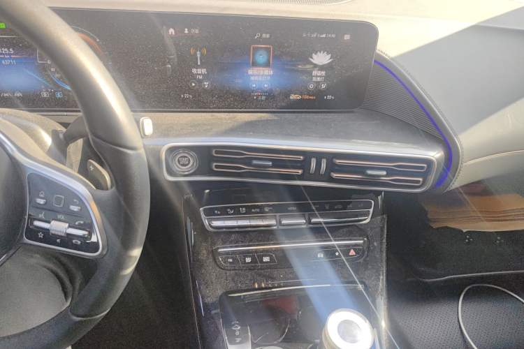Used Mercedes-Benz EQC 2021 EQC 400 4MATIC Audio And AC Panel