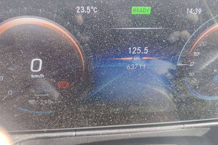 Used Mercedes-Benz EQC 2021 EQC 400 4MATIC Odometer Close Up