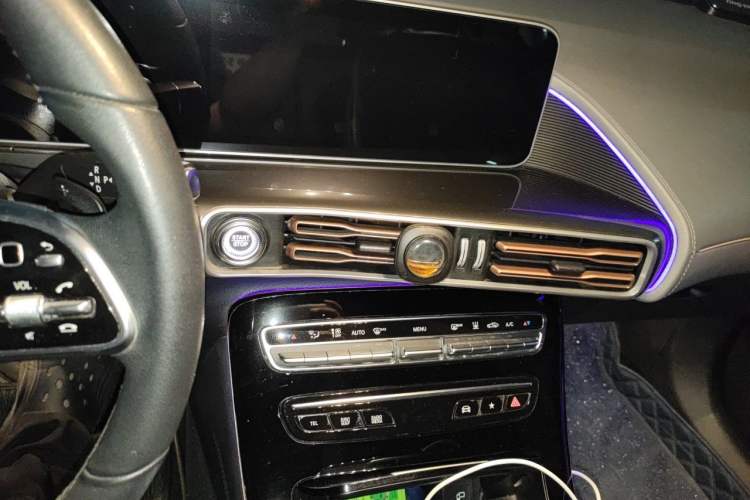 Used Mercedes-Benz EQC 2020 EQC 400 4MATIC Audio And AC Panel