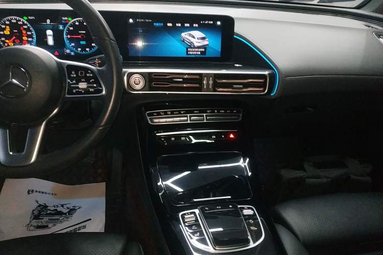 Used Mercedes-Benz EQC 2020 EQC 350 4MATIC Audio And AC Panel