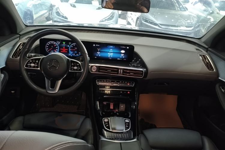 Used Mercedes-Benz EQC 2020 EQC 350 4MATIC Center Console