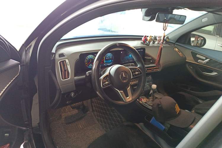Used Mercedes-Benz EQC 2020 EQC 400 4MATIC Center Console