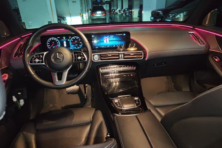 Used Mercedes-Benz EQC 2020 EQC 350 4MATIC Center Console