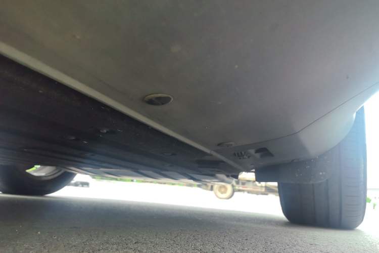 Used Mercedes-Benz EQC 2020 EQC 400 4MATIC Chassis Front Left
