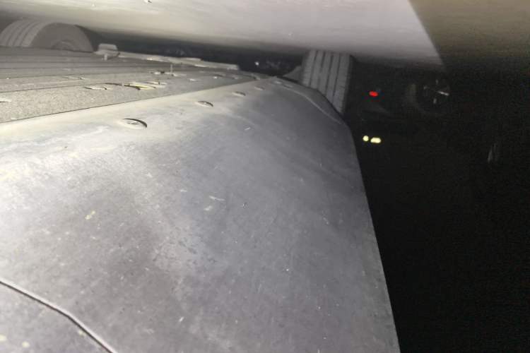 Used Mercedes-Benz EQC 2020 EQC 400 4MATIC Chassis Rear Left