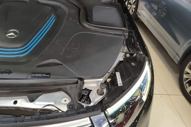 Used Mercedes-Benz EQC 2020 EQC 350 4MATIC Engine Bay Left