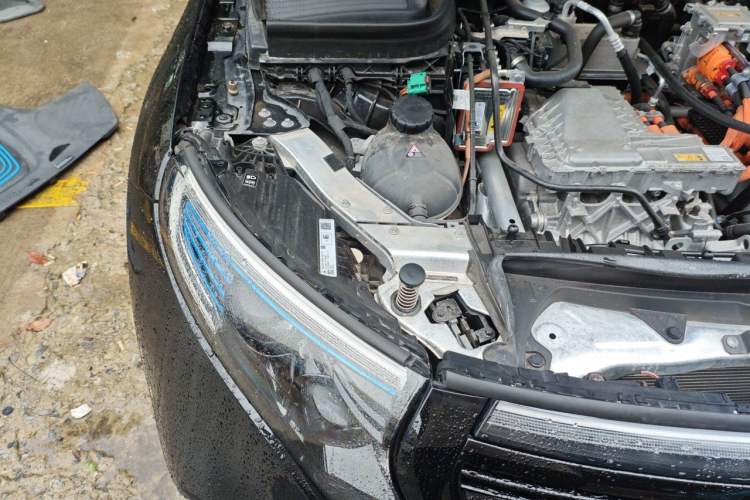 Used Mercedes-Benz EQC 2020 EQC 400 4MATIC Engine Bay Right