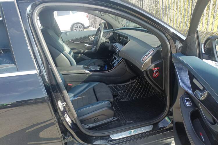 Used Mercedes-Benz EQC 2020 EQC 400 4MATIC Exterior 4