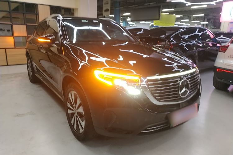 Used Mercedes-Benz EQC 2020 EQC 350 4MATIC Front Right 45 Deg