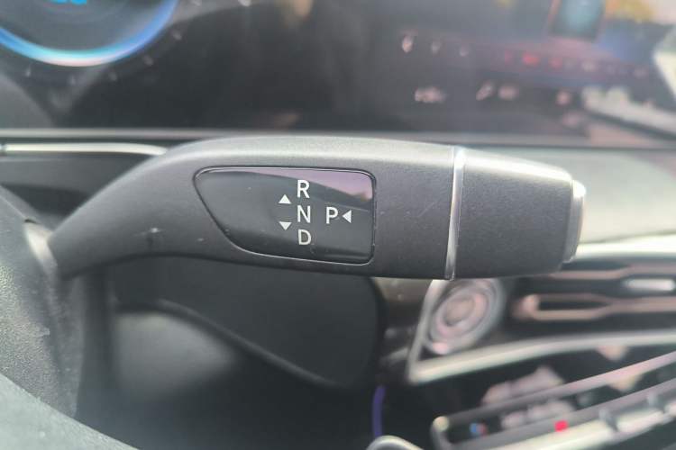 Used Mercedes-Benz EQC 2020 EQC 350 4MATIC Gear Lever