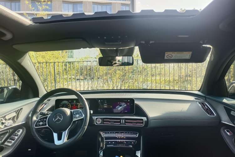 Used Mercedes-Benz EQC 2020 EQC 400 4MATIC Interior 3