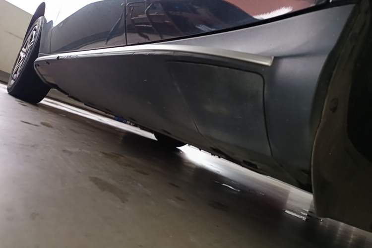 Used Mercedes-Benz EQC 2020 EQC 400 4MATIC Left Side Sill