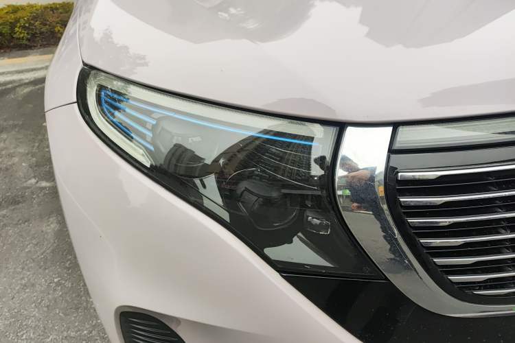 Used Mercedes-Benz EQC 2020 EQC 350 4MATIC Right Front Headlight