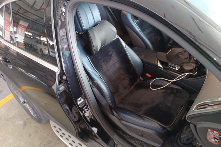 Used Mercedes-Benz EQC 2020 EQC 400 4MATIC Right Front Seat