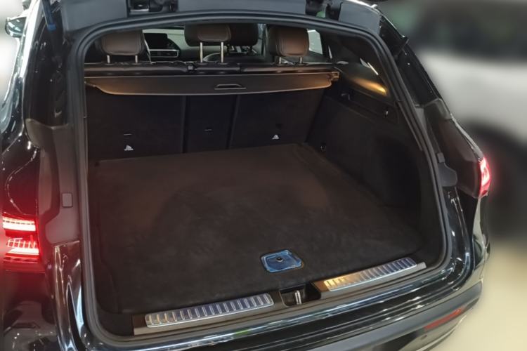 Used Mercedes-Benz EQC 2020 EQC 350 4MATIC Trunk
